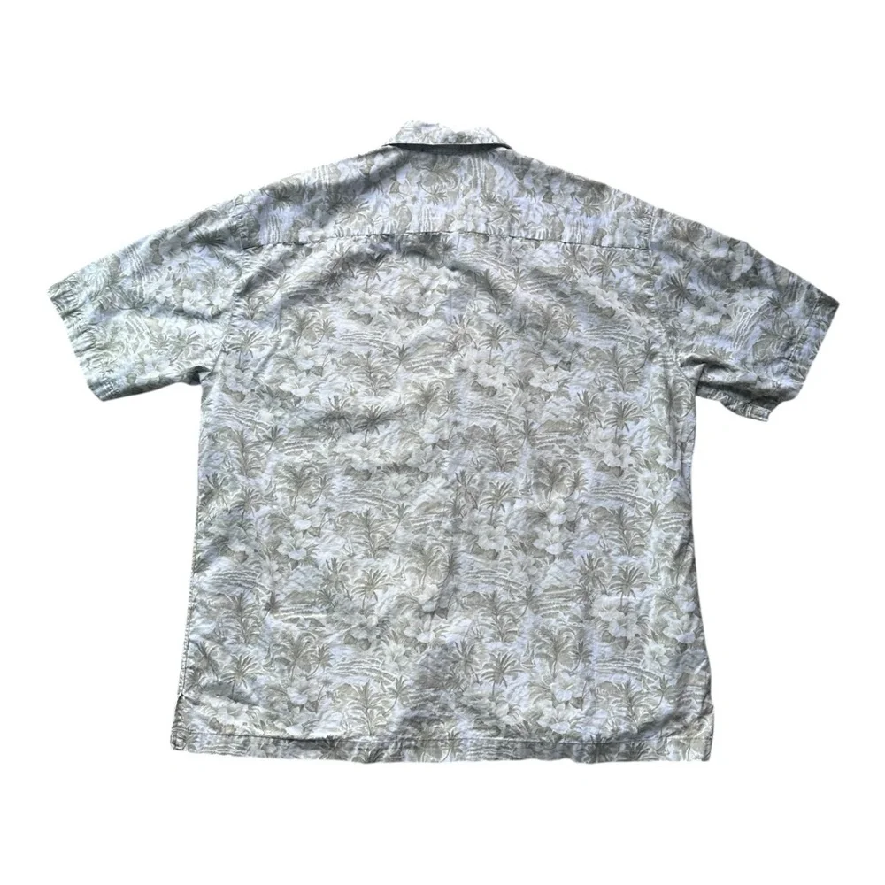 Men’s Batik Bay floral shirt‎ Size Large Hawaiian Party Tiki